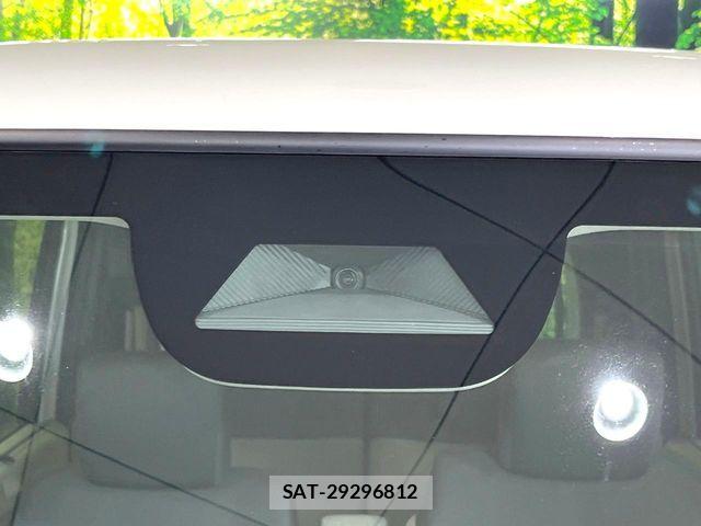 Honda N BOX 2026-01 7980217-3