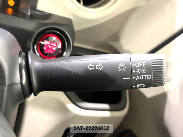 Honda N BOX 2026-01 7980217-7