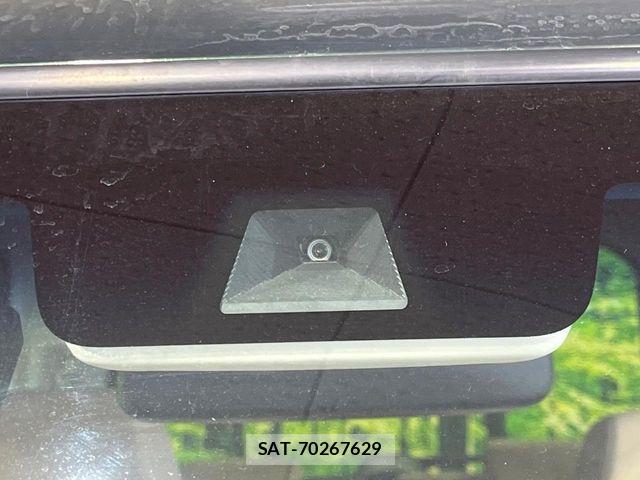 Honda N BOX 2021-06 7980218-5