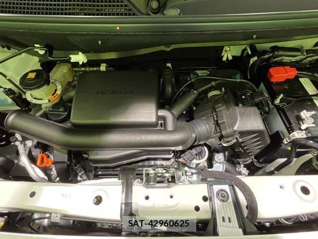 Honda N BOX 2026-06 7980212-17