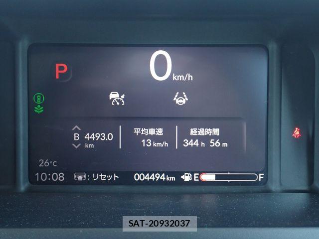 Honda N BOX 2025-04 7980213-19