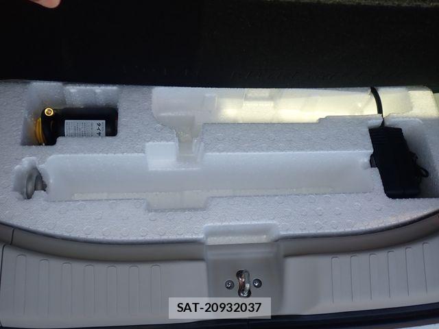 Honda N BOX 2025-04 7980213-25