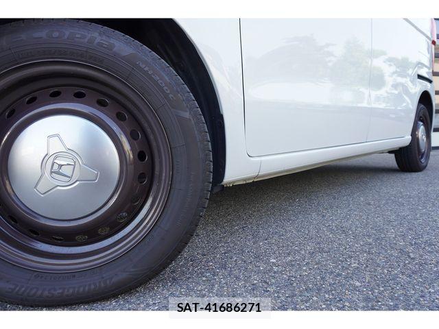 Honda N BOX 2022-11 8037091-2