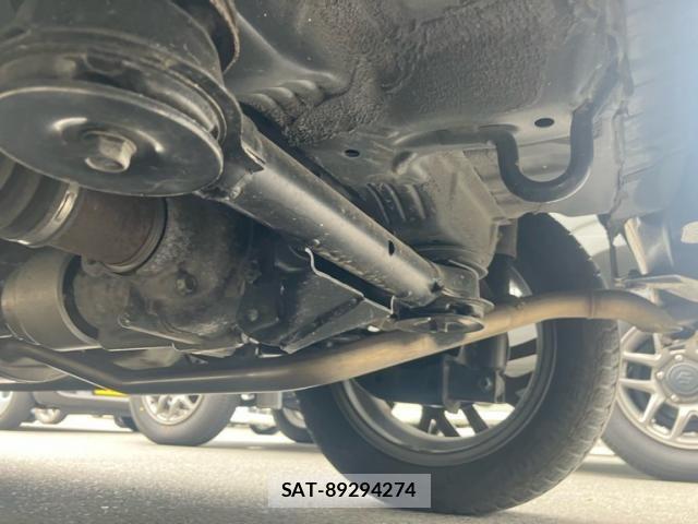 Honda N BOX 2017-11 8074843-10