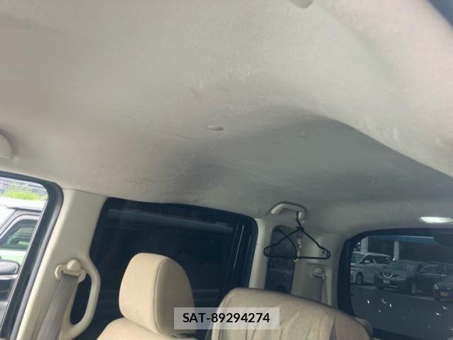 Honda N BOX 2017-11 8074843-12