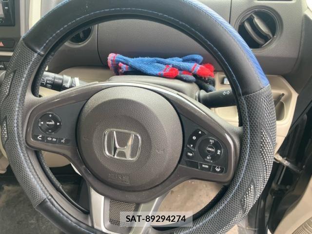 Honda N BOX 2017-11 8074843-17