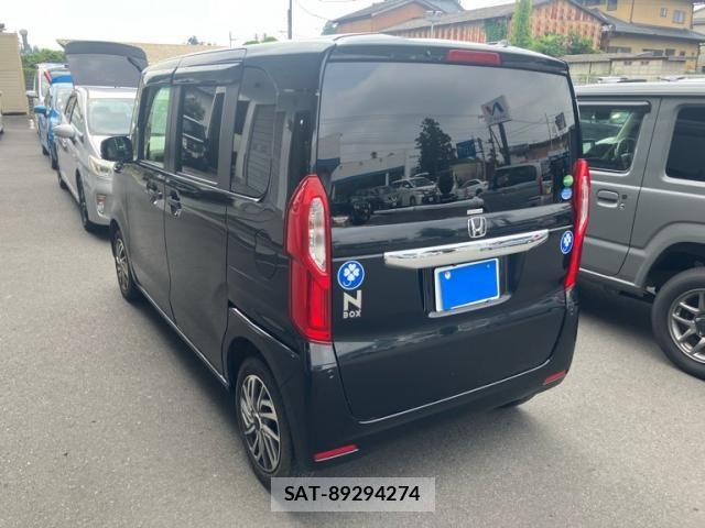 Honda N BOX 2017-11 8074843-6