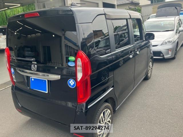 Honda N BOX 2017-11 8074843-7
