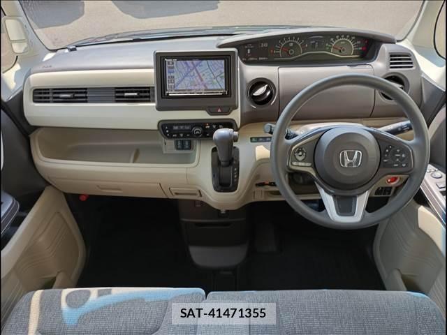 Honda N BOX 2017-09 8074841-2