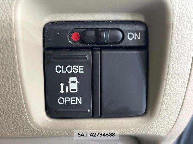 Honda N BOX 2012-06 8074842-4