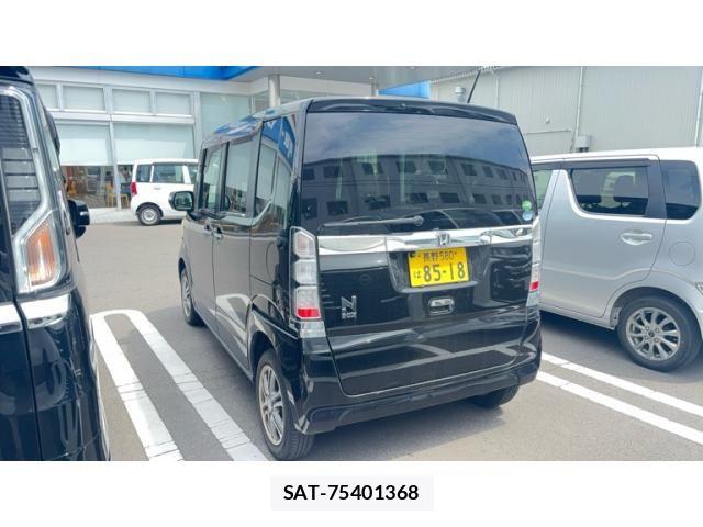 Honda N BOX 2014-02 8074844-1