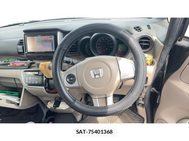 Honda N BOX 2014-02 8074844-3