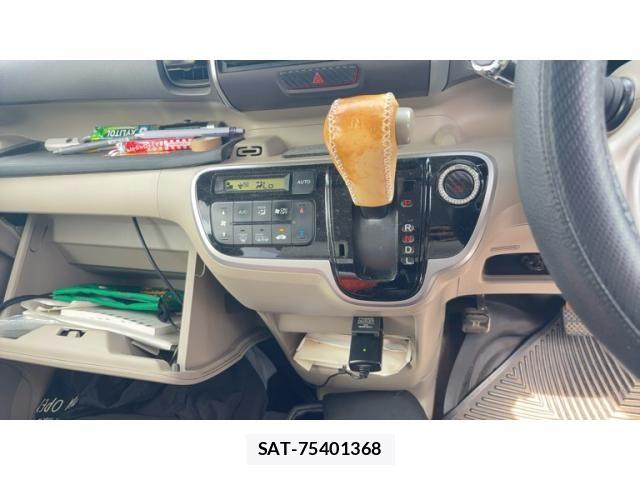 Honda N BOX 2014-02 8074844-5