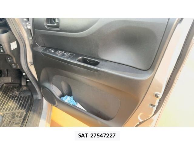 Honda N BOX 2015-01 8100718-11