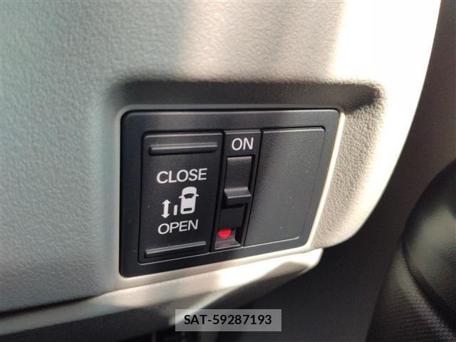 Honda N BOX 2024-06 8131490-11