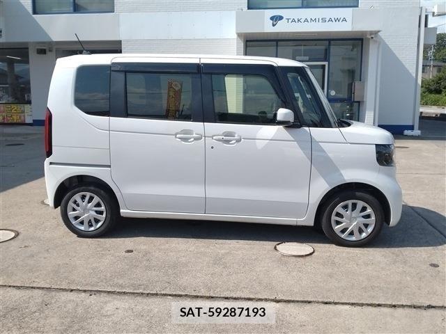Honda N BOX 2024-06 8131490-3