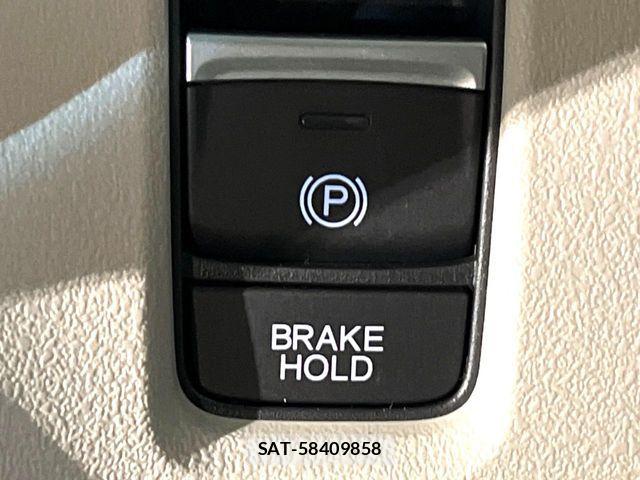Honda N BOX 2026-06 8131489-6