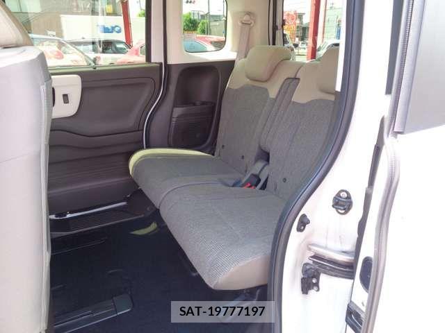 Honda N BOX 2021-03 8146270-12