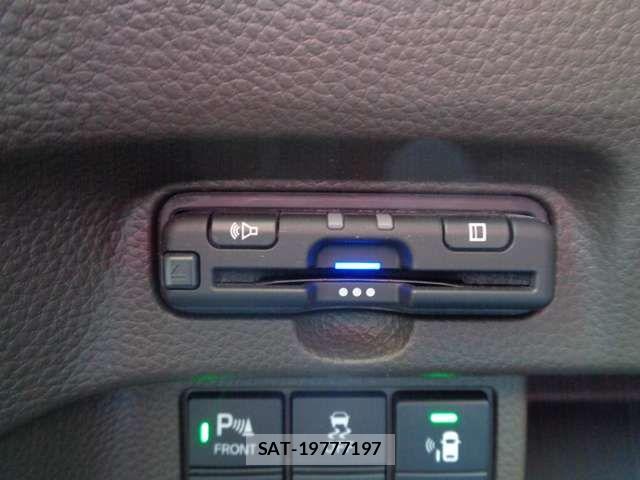 Honda N BOX 2021-03 8146270-19