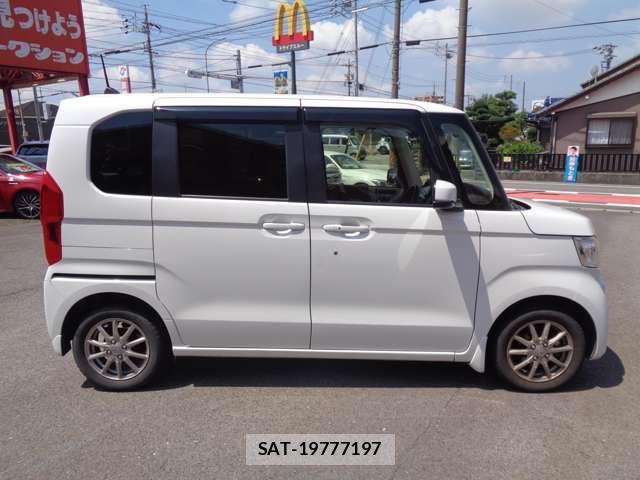 Honda N BOX 2021-03 8146270-6