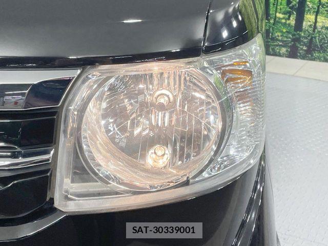 Honda N BOX 2015-01 8209007-11
