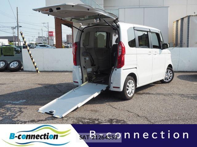 Honda N BOX 2019-06 8209004-0