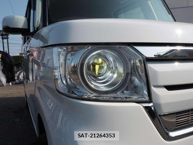 Honda N BOX 2019-06 8209004-12
