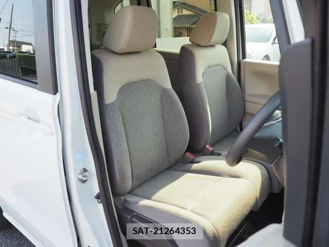 Honda N BOX 2019-06 8209004-7
