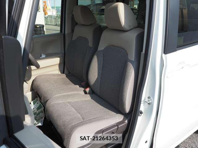 Honda N BOX 2019-06 8209004-8