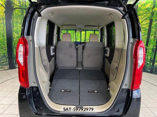 Honda N BOX 2018-03 8209005-9