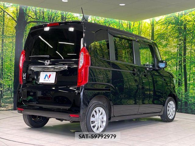 Honda N BOX 2018-03 8209005-16
