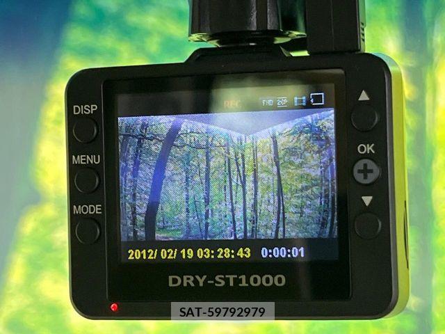 Honda N BOX 2018-03 8209005-6