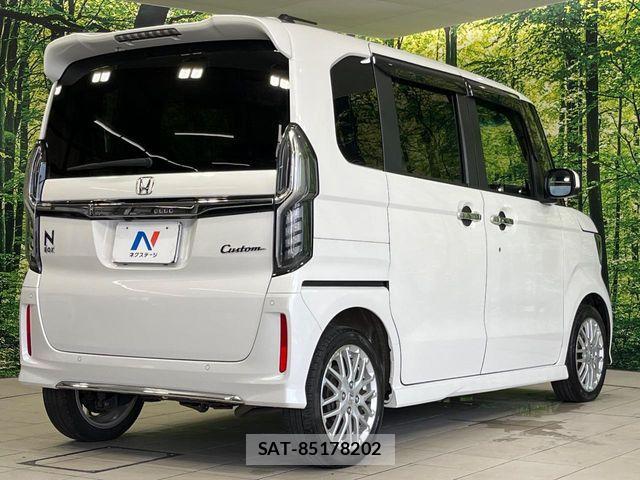 Honda N BOX 2024-06 8209002-17