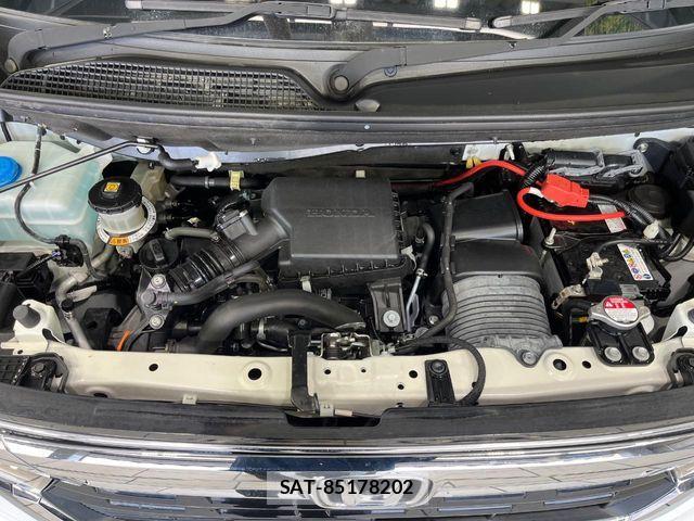 Honda N BOX 2024-06 8209002-18