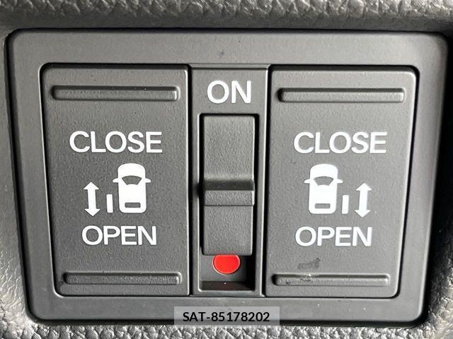 Honda N BOX 2024-06 8209002-3
