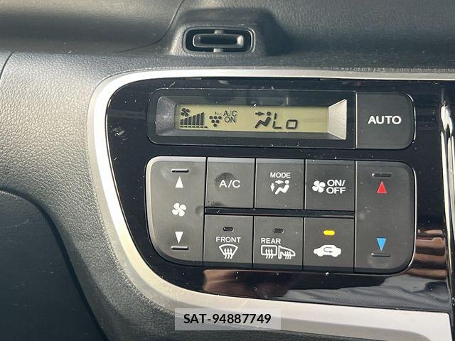 Honda N BOX 2017-02 8230997-11