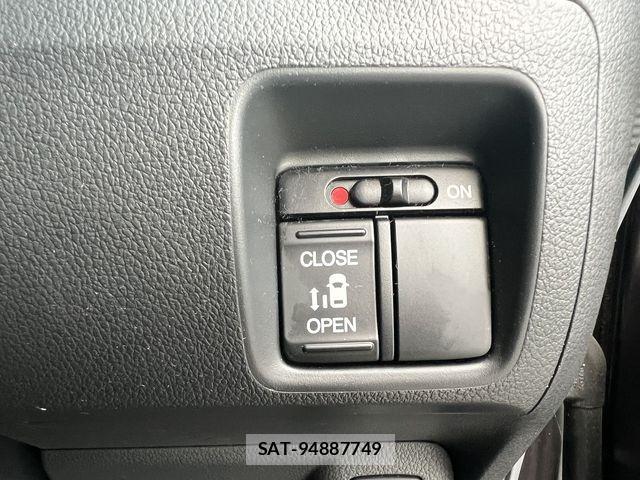 Honda N BOX 2017-02 8230997-17