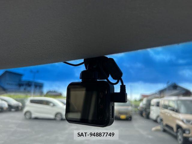 Honda N BOX 2017-02 8230997-19