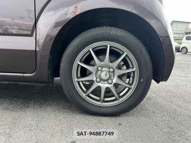 Honda N BOX 2017-02 8230997-24