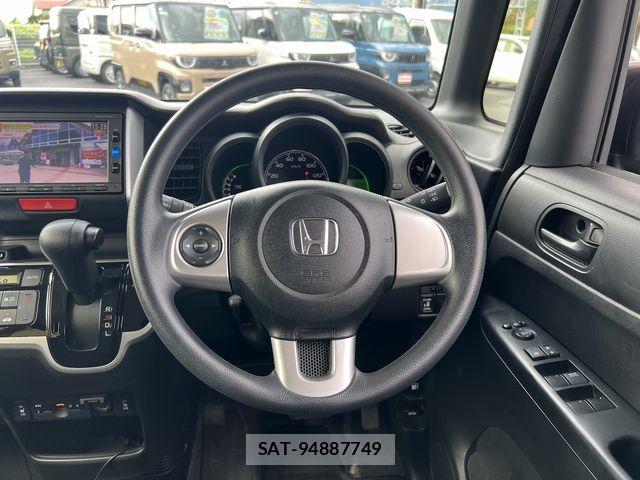 Honda N BOX 2017-02 8230997-7