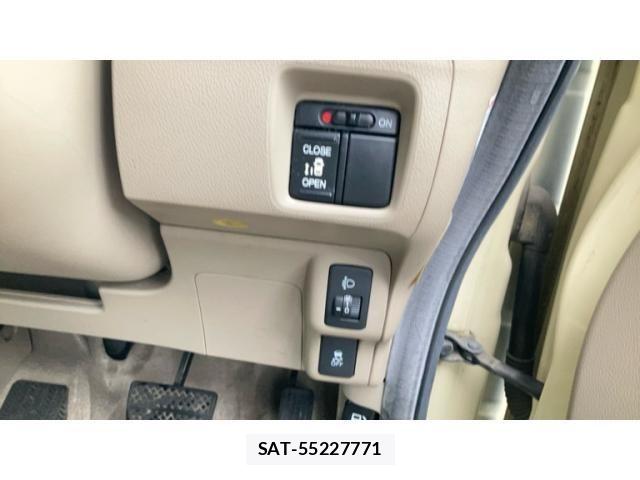 Honda N BOX 2012-06 8230998-11
