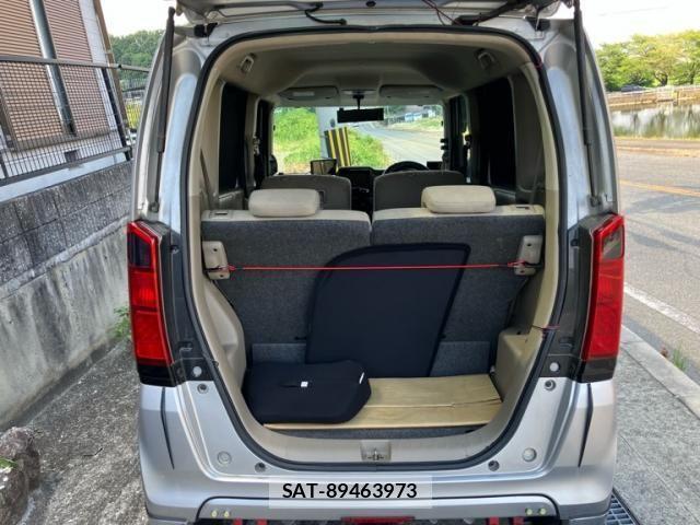 Honda N BOX 2013-08 8230999-25