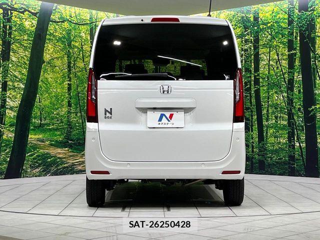Honda N BOX 2025-02 8246071-14