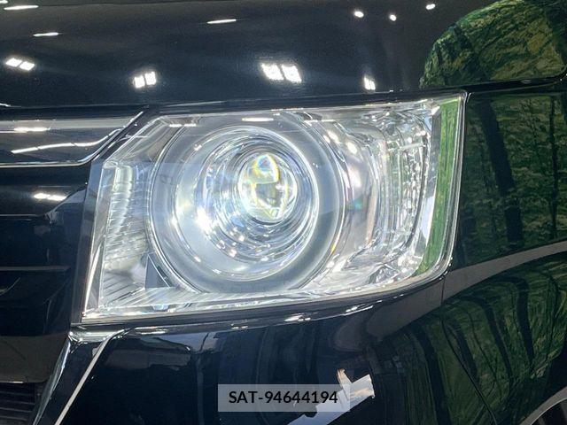 Honda N BOX 2018-11 8246074-11