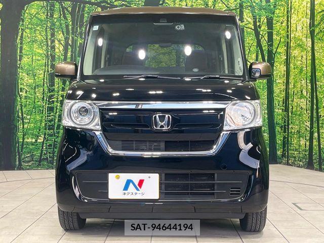 Honda N BOX 2018-11 8246074-13