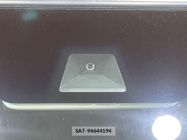 Honda N BOX 2018-11 8246074-5