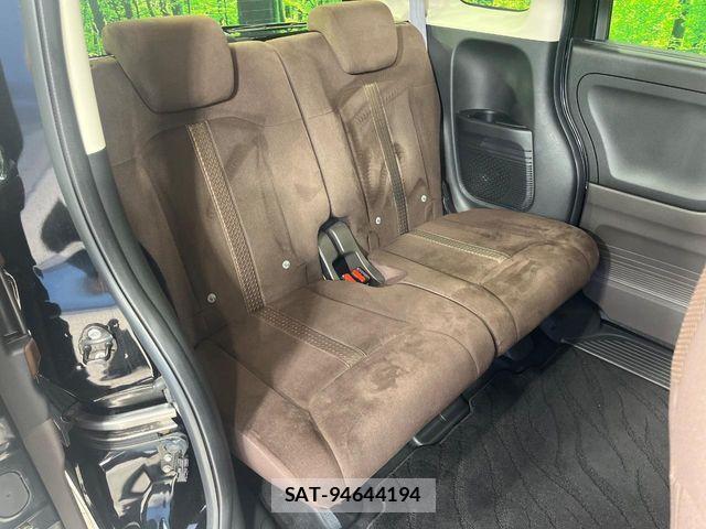 Honda N BOX 2018-11 8246074-8