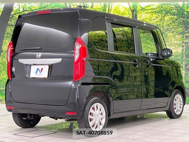 Honda N BOX 2017-12 8246075-18