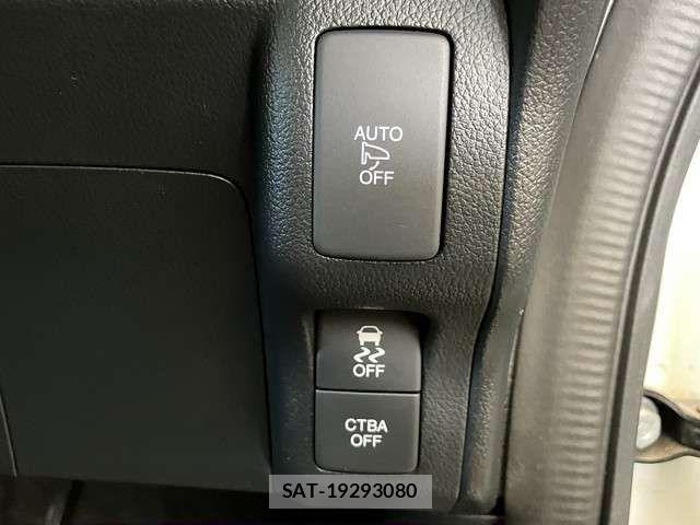 Honda N BOX 2016-07 8246076-13