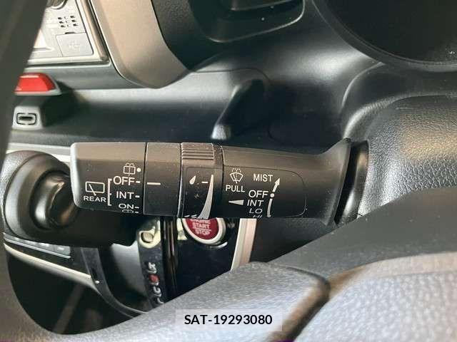 Honda N BOX 2016-07 8246076-17